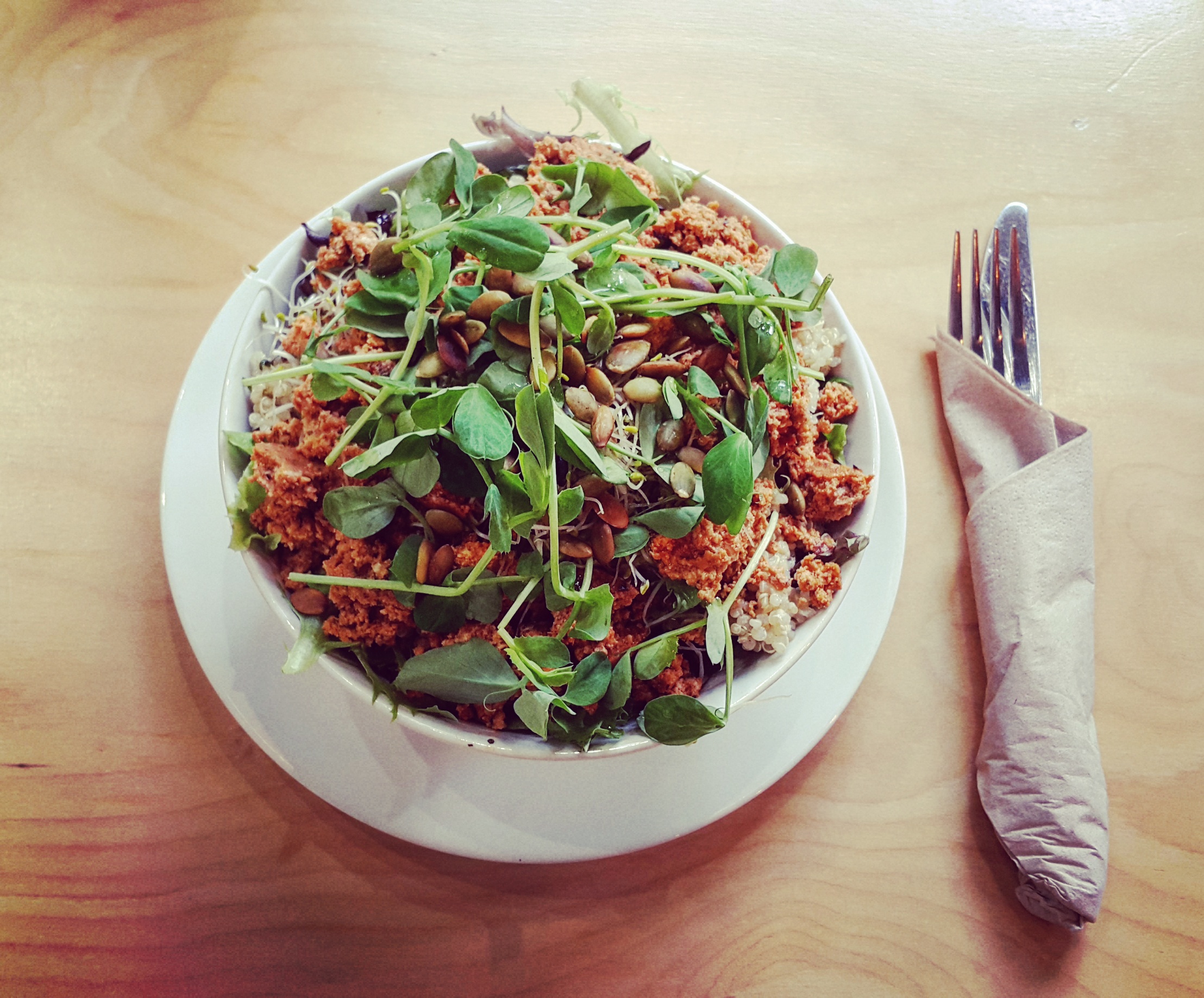 Quinoa and tofu salad