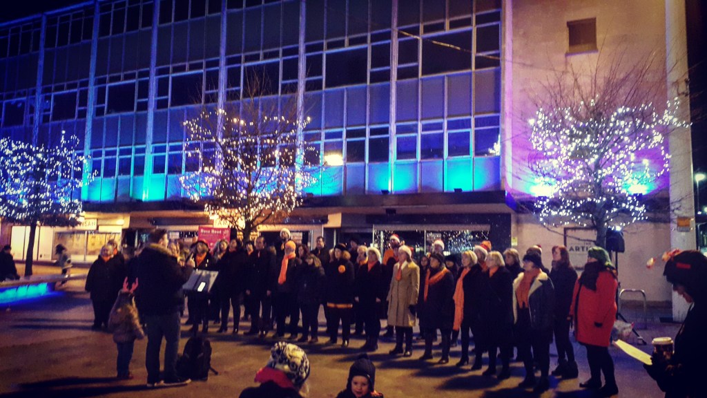 Blogmas day 17- Singing in the Square (and emotional&nbsp;hangover)