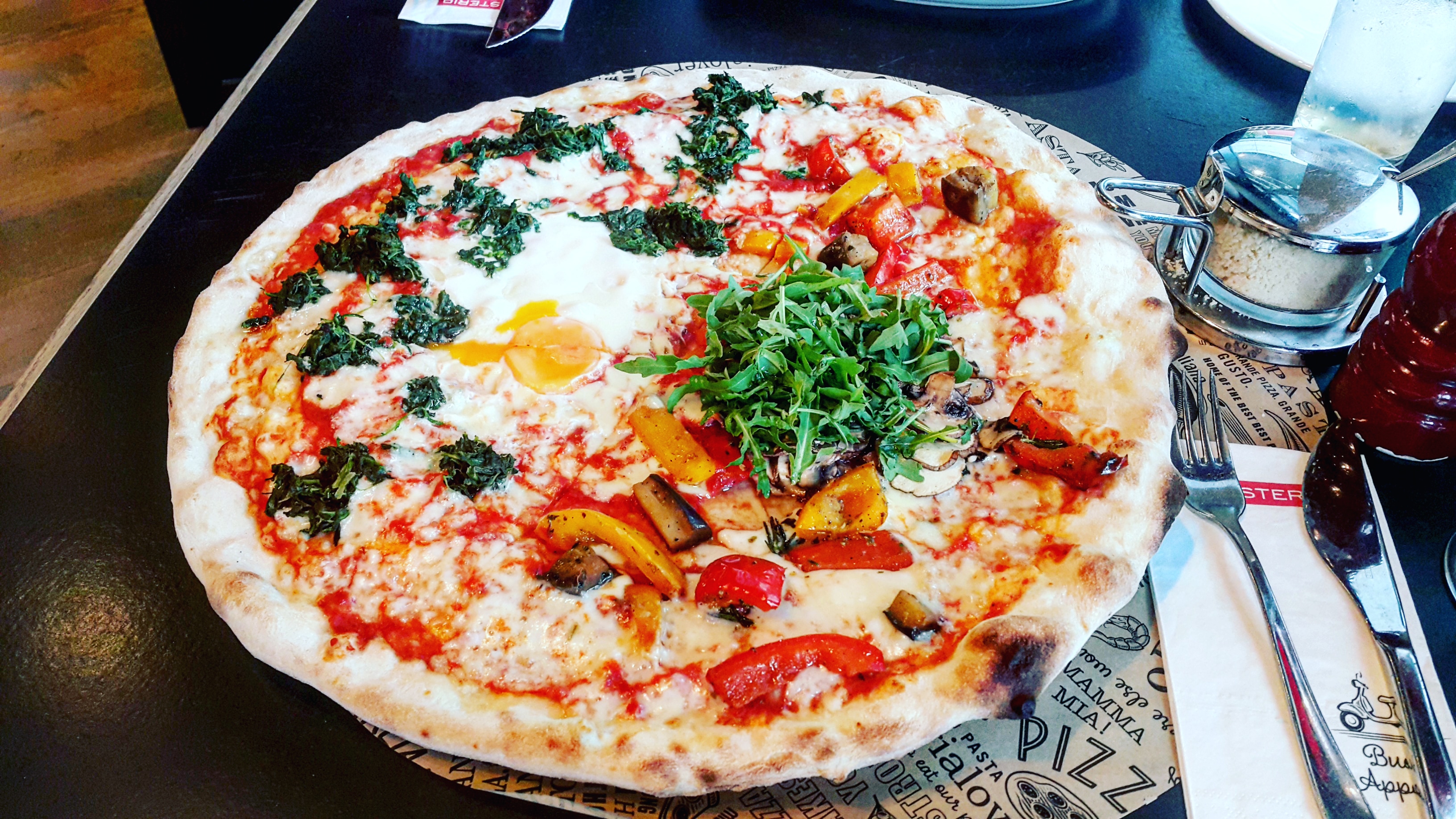 L'Osteria pizza