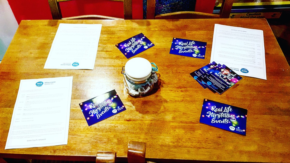 Tea, cake and life stories in&nbsp;Hamble